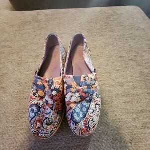 Toms Multicolor Floral Espadrilles
